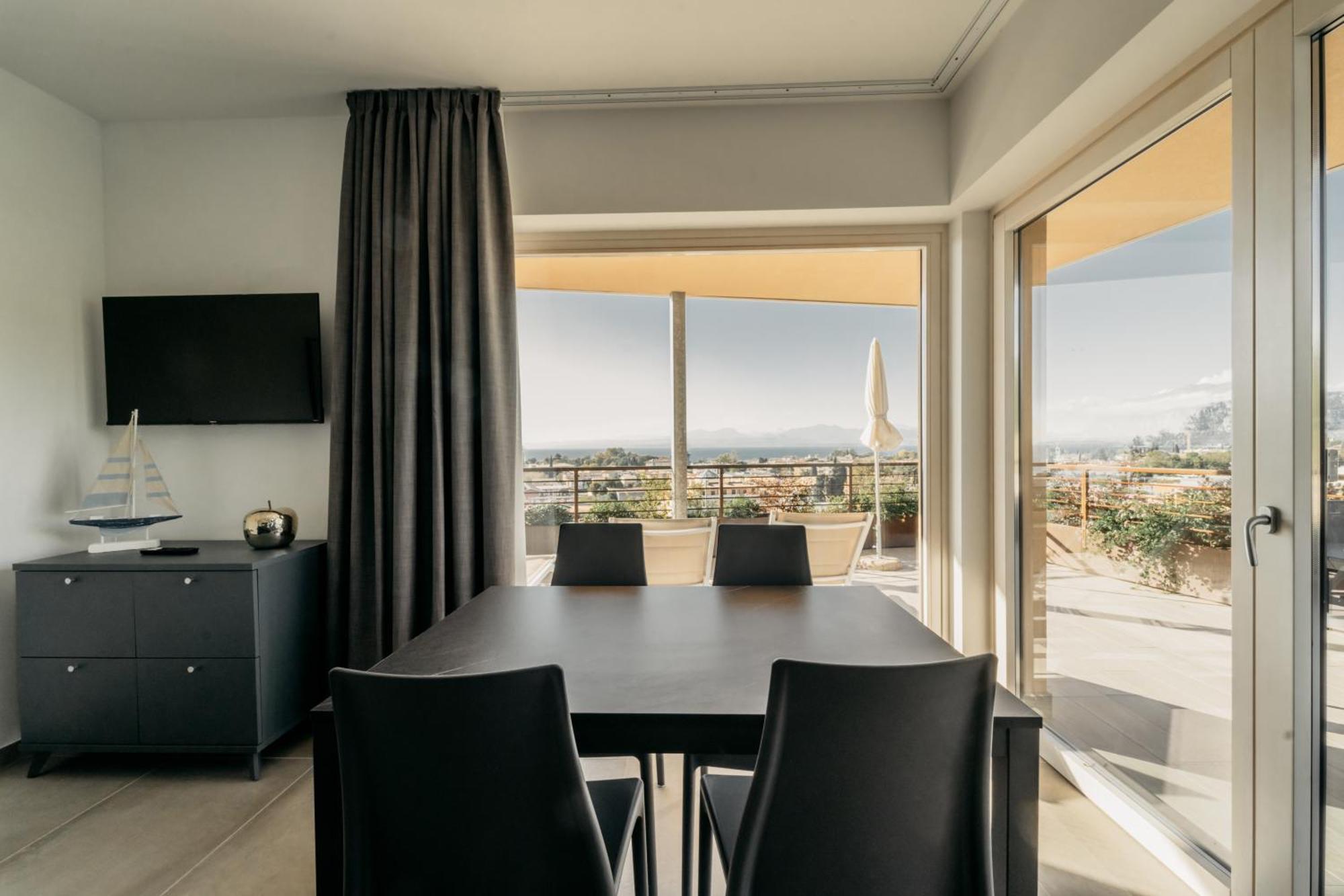 Apartments Monsurei, Lake View باردولينو المظهر الخارجي الصورة