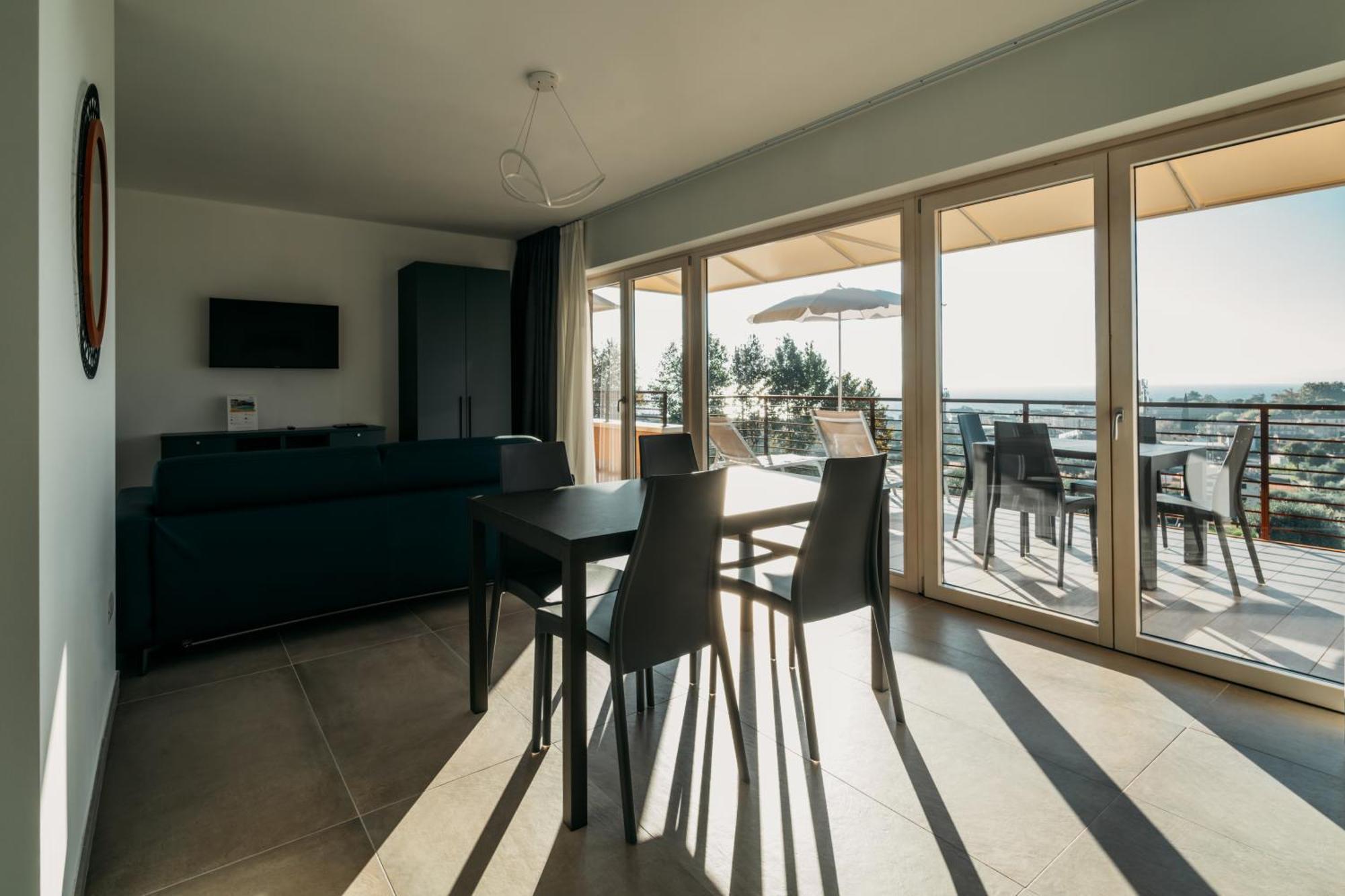 Apartments Monsurei, Lake View باردولينو المظهر الخارجي الصورة