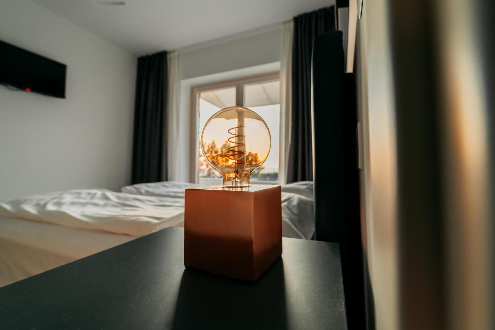 Apartments Monsurei, Lake View باردولينو المظهر الخارجي الصورة