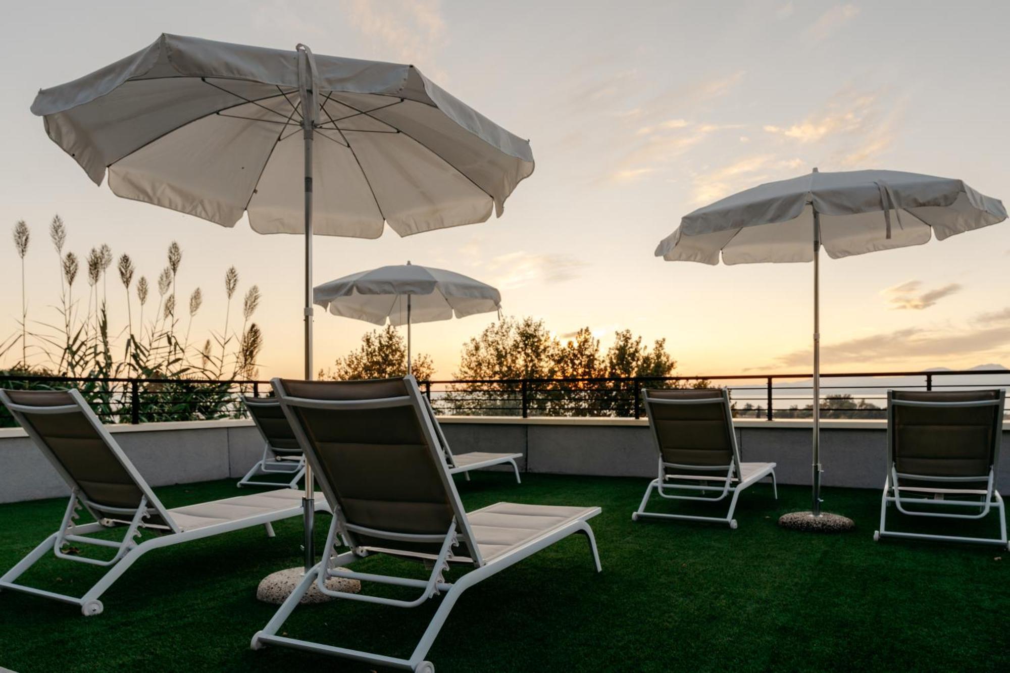 Apartments Monsurei, Lake View باردولينو المظهر الخارجي الصورة