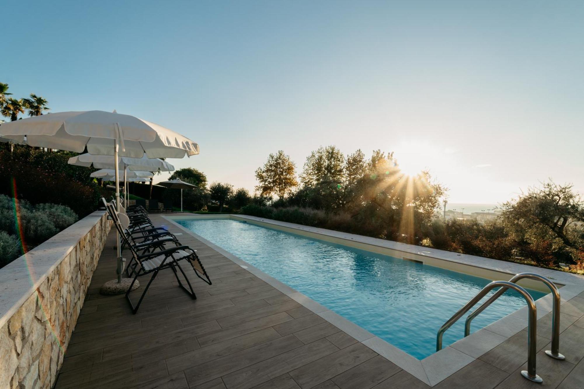 Apartments Monsurei, Lake View باردولينو المظهر الخارجي الصورة